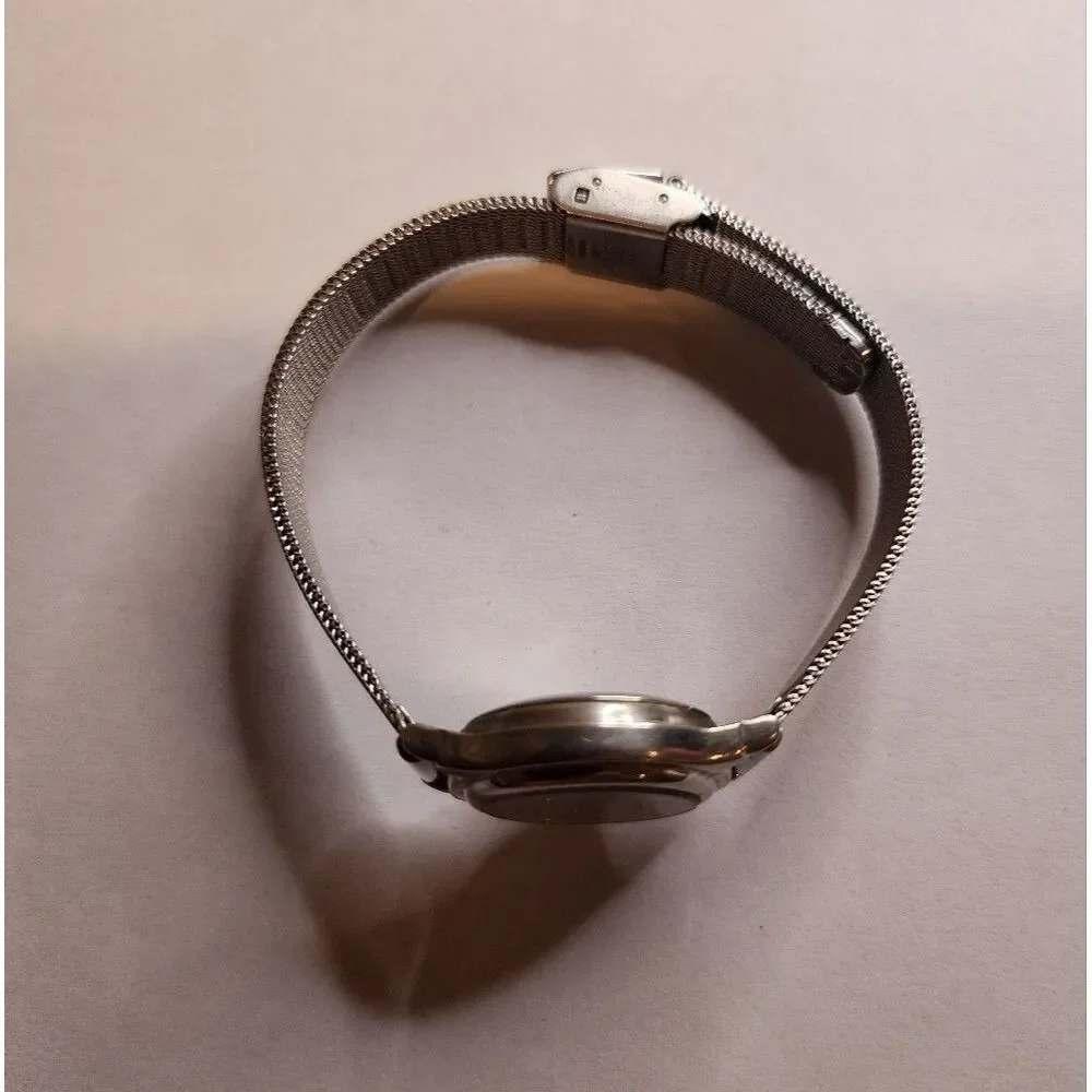 N/A silver quartz